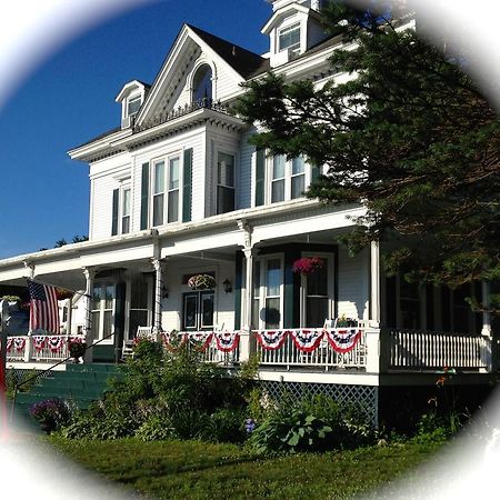 Center Harbor Sutton House B & B Buitenkant foto